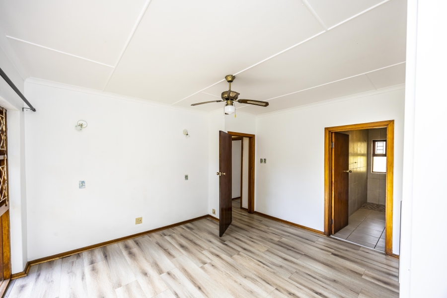 3 Bedroom Property for Sale in Bonza Bay Eastern Cape